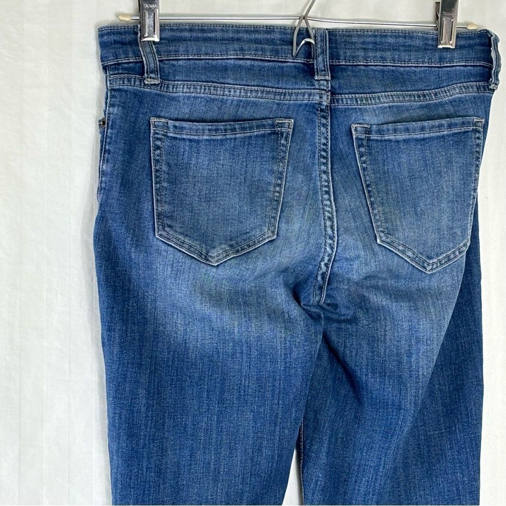 Gap True Skinny Distressed Jeans Size 0 / 25R Medium Wash EUC - Picture 5 of 12